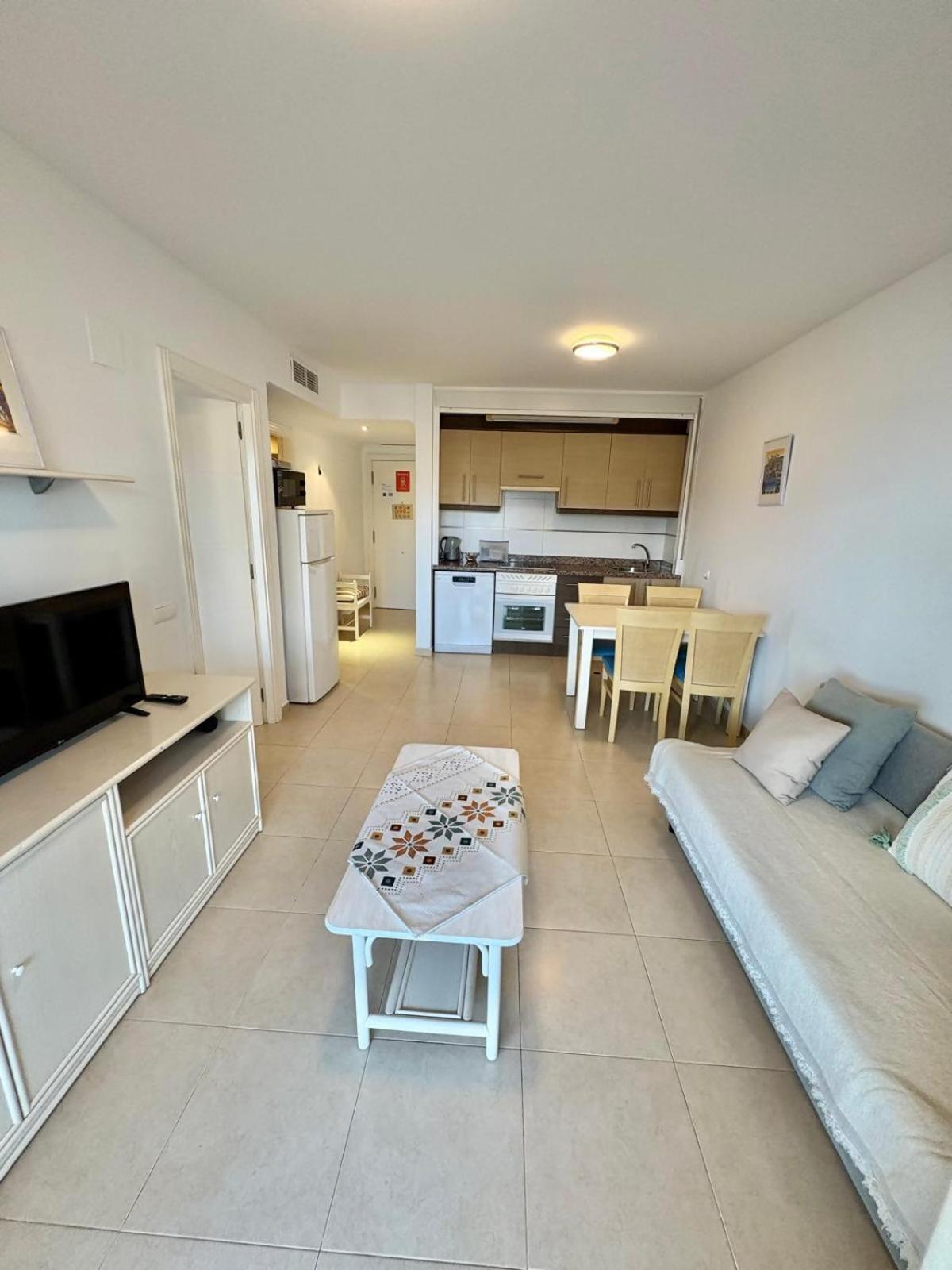 Apartment With Sea View Pool & Private Parking Κάλπε Εξωτερικό φωτογραφία