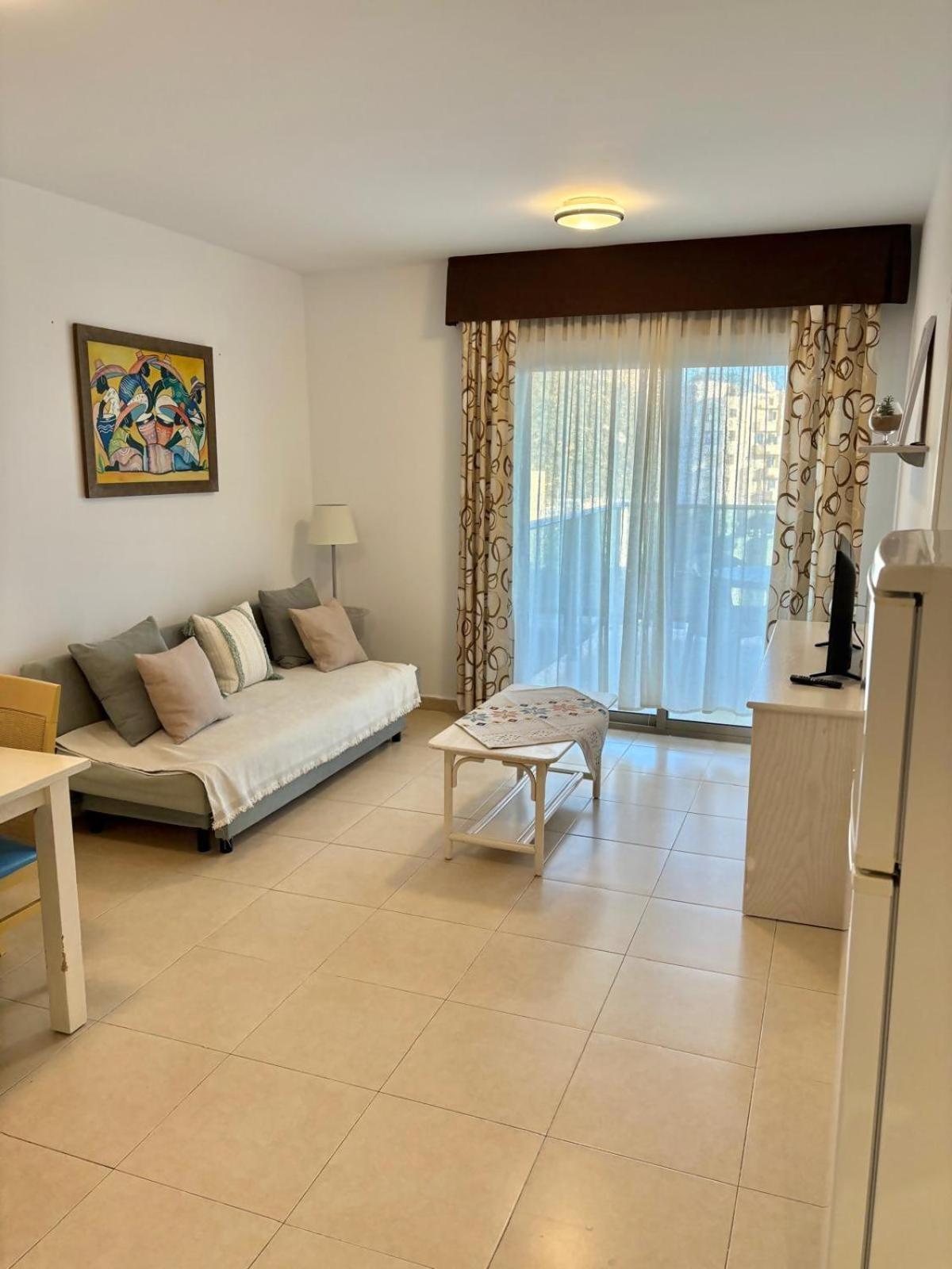 Apartment With Sea View Pool & Private Parking Κάλπε Εξωτερικό φωτογραφία